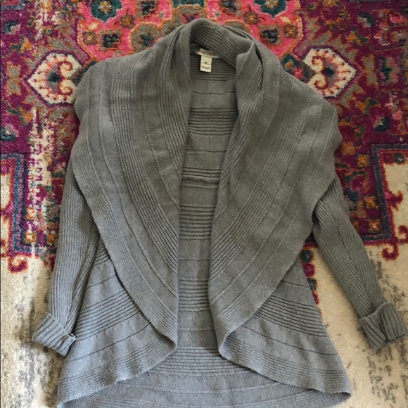 Worn WHBM gray sweater size xsmall - Picture 1 of 4